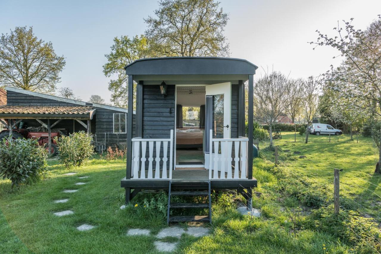 Bed and Breakfast Pipowagen Elsebein Groningen Westerwolde Unieke Ligging Met Eigen Tuin En Vrij Uitzicht Over Veld Naar Natuurgebied Onstwedde Zewnętrze zdjęcie